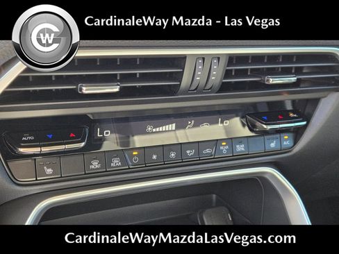 Used 2025 MAZDA CX-70 Plug-In Hybrid w/ Premium Pkg image 31