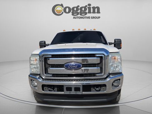 Used 2016 Ford F250 Lariat w/ FX4 Off-Road Package image 8