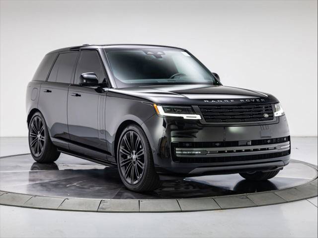 Used 2025 Land Rover Range Rover SE AWD/4WD image 7