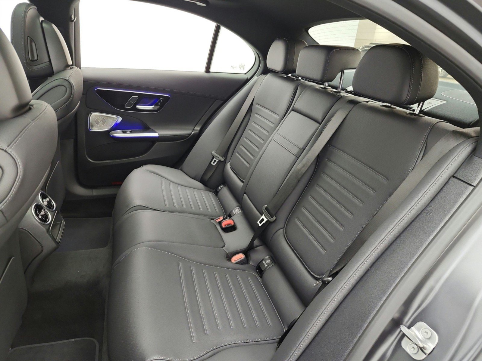 New 2027 Mercedes-Benz C 300 Sedan image 11