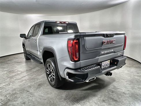 Used 2025 GMC Sierra 1500 AT4 w/ AT4 Premium Package image 6