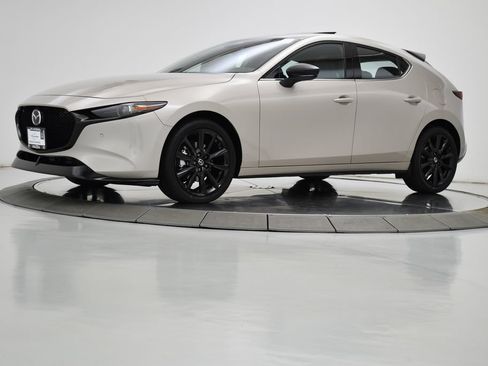 New 2026 MAZDA MAZDA3 Hatchback w/Premium Plus Pkg AWD/4WD image 16