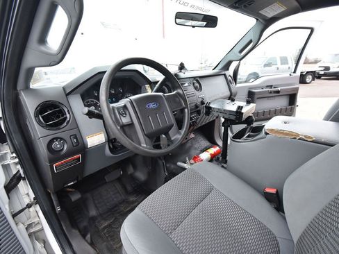 Used 2011 Ford F450 XL w/ PWR Equipment Group image 38