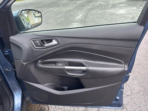 Used 2018 Ford Escape SE AWD/4WD image 8