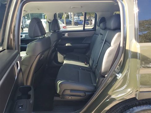 Used 2025 Hyundai Santa Fe SEL image 9