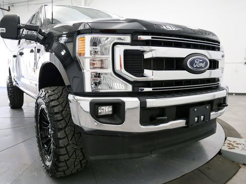 Used 2022 Ford F250 XLT w/ XLT Value Package image 40