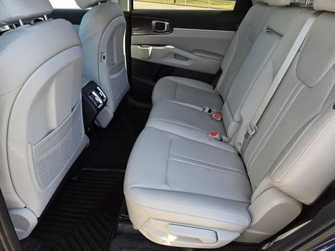 New 2026 Kia Sorento S FWD image 16
