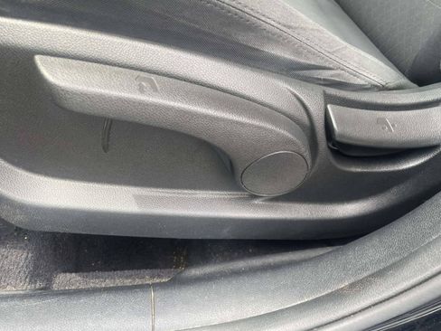 Used 2017 Kia Sorento L FWD image 13