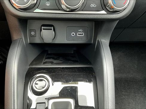 New 2025 Nissan Versa SV w/ Trunk Package image 21