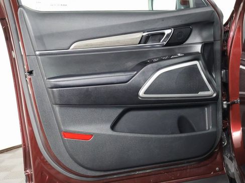 Used 2022 Kia Telluride EX w/ EX Premium Package FWD image 13