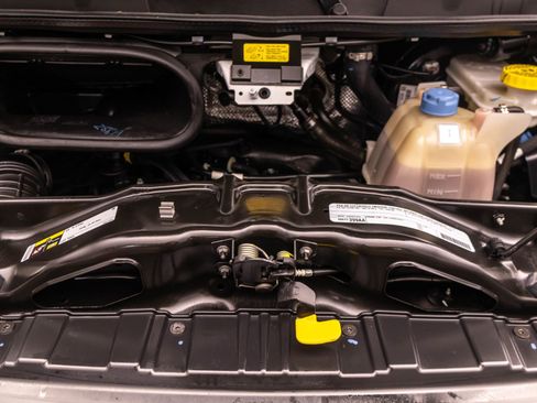 Used 2025 RAM ProMaster 2500 FWD image 38