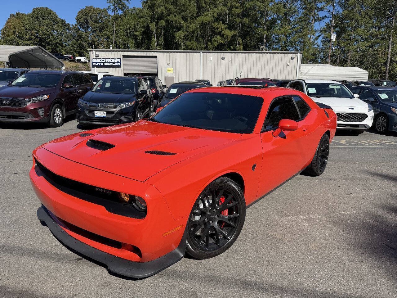 Used 2016 Dodge Challenger SRT Hellcat RWD image 1