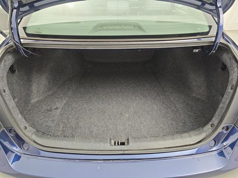 Used 2016 Honda Accord LX image 12