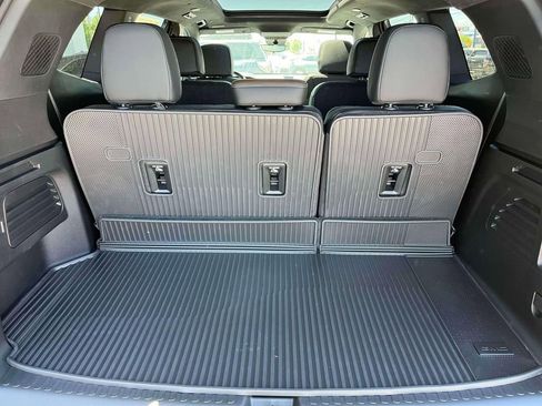 New 2026 GMC Acadia Denali Ultimate w/ LPO, Floor Liner Package image 18