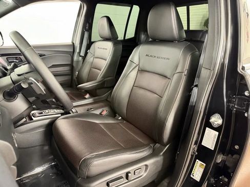 Used 2023 Honda Ridgeline Black Edition image 12