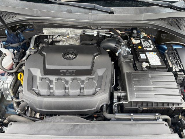 Used 2020 Volkswagen Tiguan SEL AWD/4WD image 22
