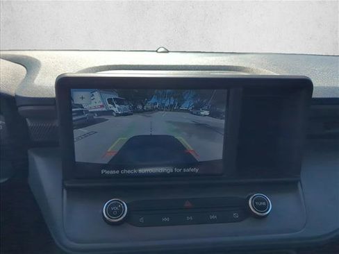 Used 2023 Ford Maverick XL FWD image 19