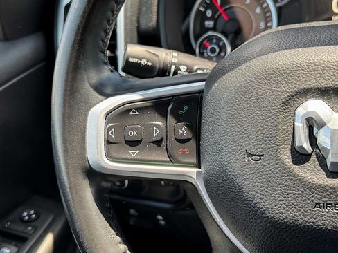 Used 2022 RAM 1500 Big Horn AWD/4WD image 16