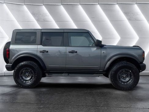 Used 2025 Ford Bronco Big Bend w/ Black Diamond Package AWD/4WD image 8