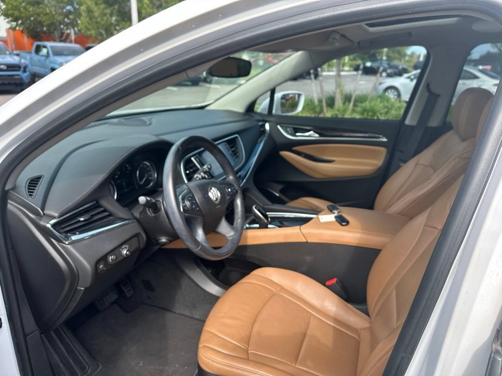 Used 2018 Buick Enclave Premium w/ Experience Buick Package FWD image 12