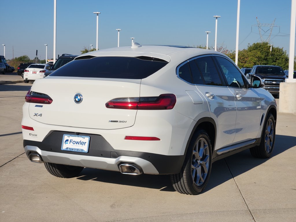 Used 2024 BMW X4 xDrive30i w/ Premium Package AWD/4WD image 7