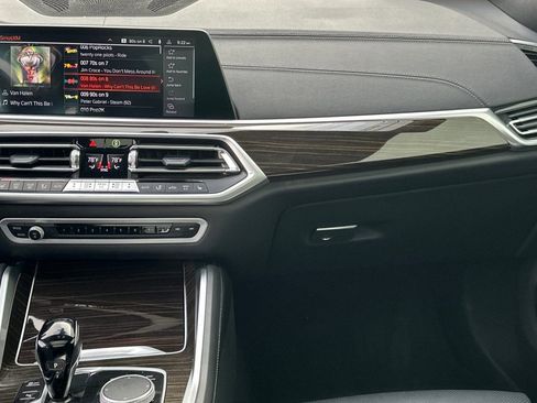 Used 2023 BMW X6 xDrive40i w/ M Sport Package image 26