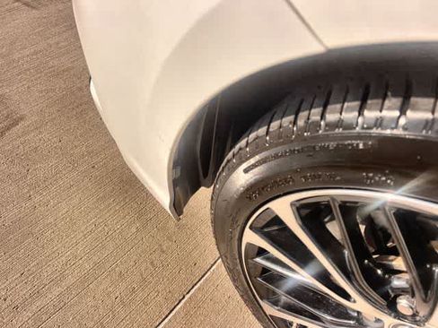 Used 2019 Toyota Camry SE FWD image 23