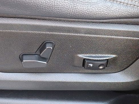 Used 2024 RAM 2500 Limited image 29