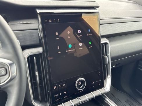 New 2026 GMC Acadia Elevation w/ Elevation Premium Package FWD image 19