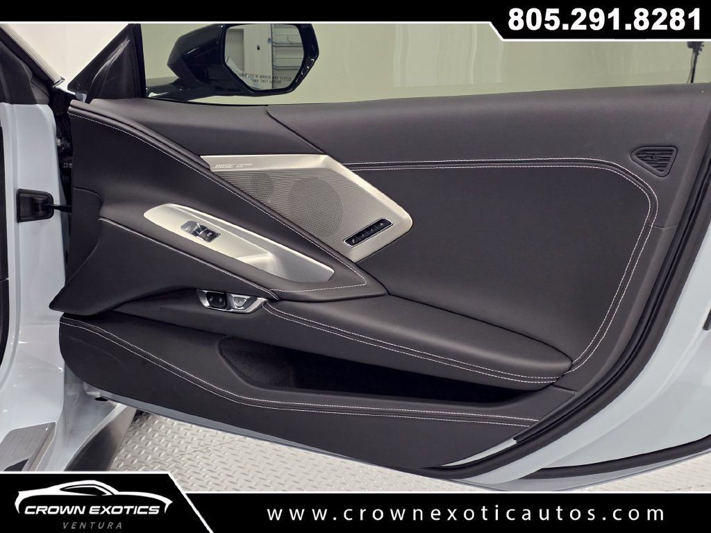 Used 2024 Chevrolet Corvette Stingray Premium Conv w/ Z51 Performance Package RWD image 17