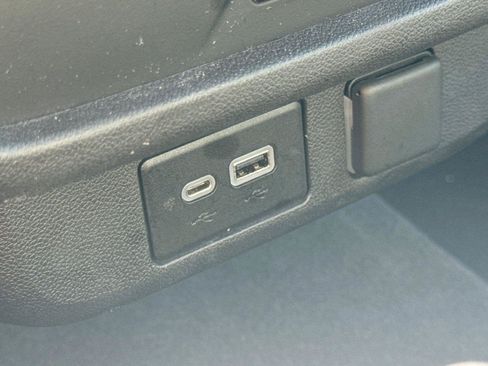 Used 2021 Chevrolet Tahoe 2WD w/ Remote Keyless Entry Package image 23