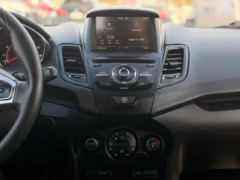 Used 2015 Ford Fiesta ST FWD image 40
