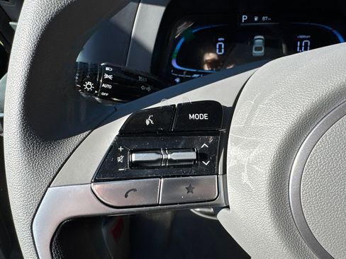 New 2026 Hyundai Elantra SE FWD image 14