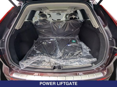 New 2026 Volvo XC60 B5 Plus w/ Protection Package Premier AWD/4WD image 21