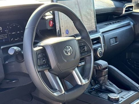 Used 2025 Toyota Tacoma TRD Sport RWD image 18
