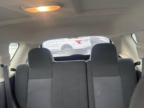 Used 2014 Jeep Compass Sport image 19