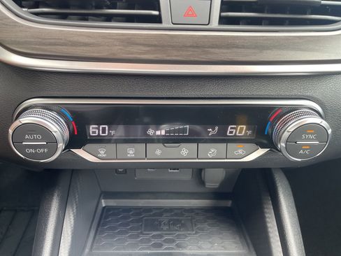 New 2025 Nissan Altima 2.5 SV w/ SV Special Edition Package image 22