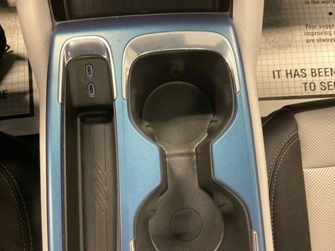 Used 2025 Chevrolet Equinox EV LT w/ Convenience Package II AWD/4WD image 28