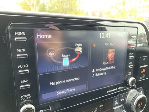 Used 2022 Toyota Highlander XLE image 21