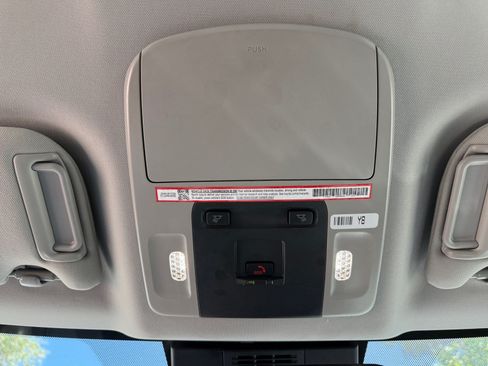 Used 2025 Toyota Camry LE FWD image 31