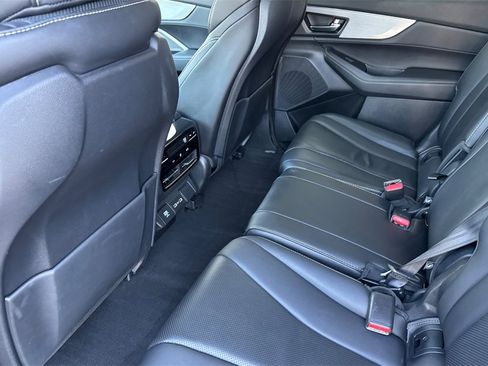 Certified 2023 Acura MDX SH-AWD w/ Technology Package image 5