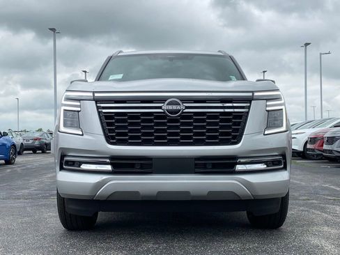 New 2025 Nissan Armada SL w/ Captain's Chari Seat Package image 9