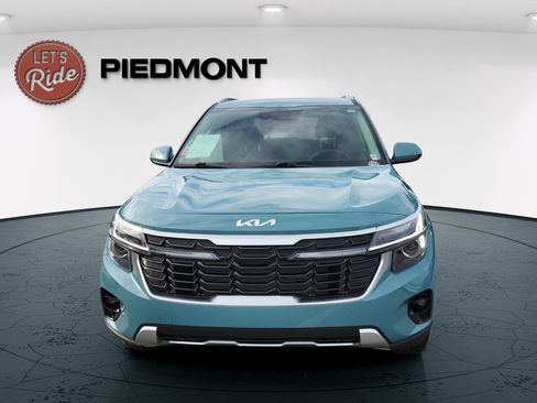Used 2026 Kia Seltos EX FWD image 2