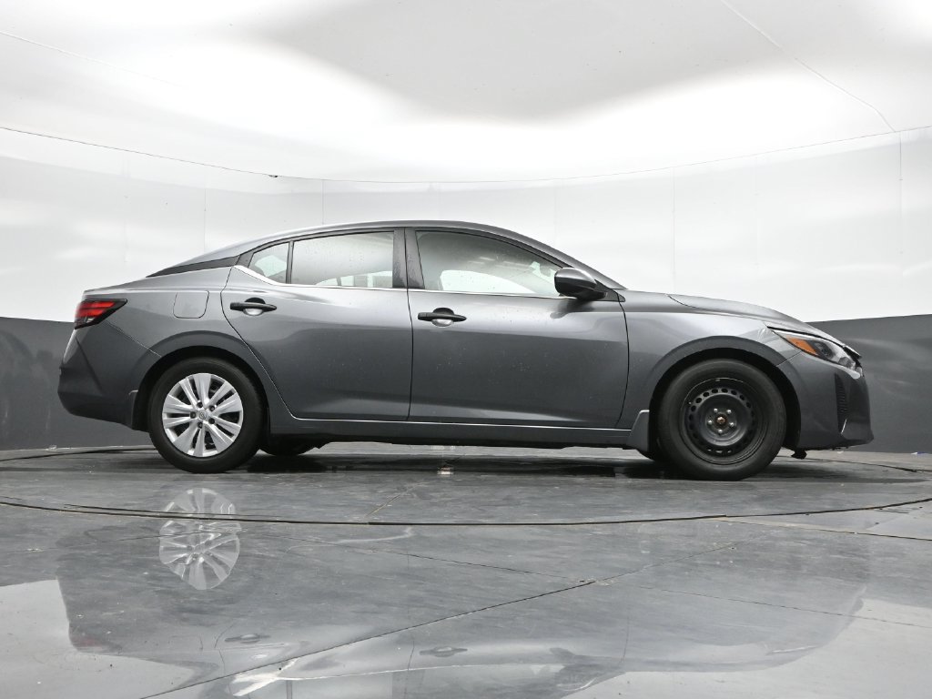 Used 2025 Nissan Sentra S FWD image 38
