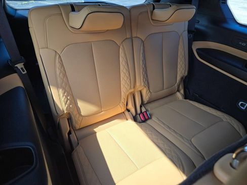 Used 2025 Jeep Grand Cherokee L Summit AWD/4WD image 15