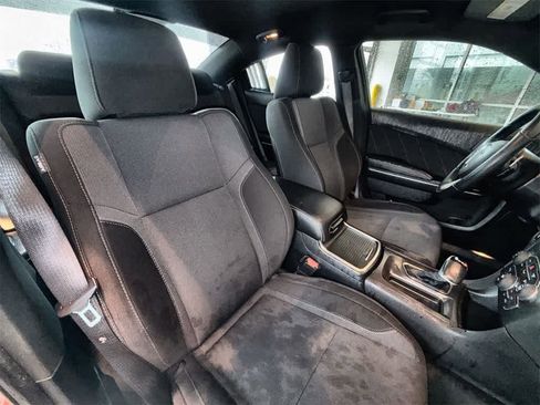 Used 2018 Dodge Charger R/T image 14