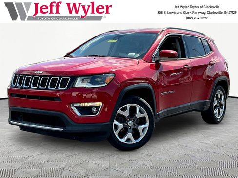 Used 2018 Jeep Compass Limited w/ Navigation Group FWD image 1
