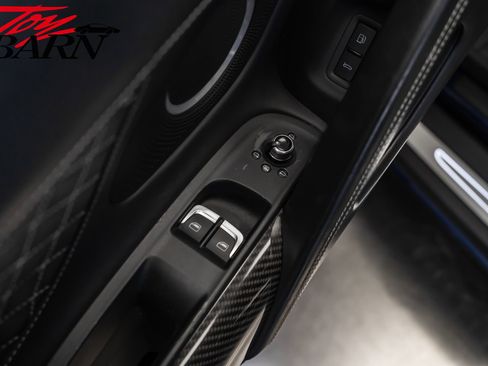 Used 2014 Audi R8 V8 image 27