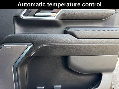 Used 2024 GMC Sierra 2500 Denali w/ Denali Reserve Package image 19