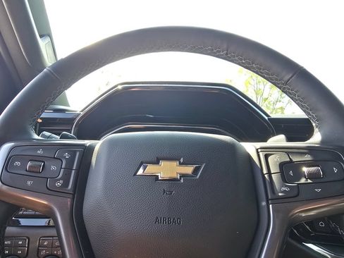 Used 2024 Chevrolet Silverado 1500 High Country w/ Technology Package AWD/4WD image 30